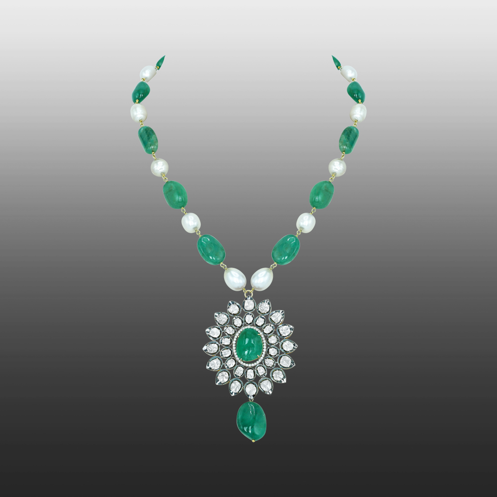 Emerald Cabochon Polki Necklace with Emerald and Pearl Strand
